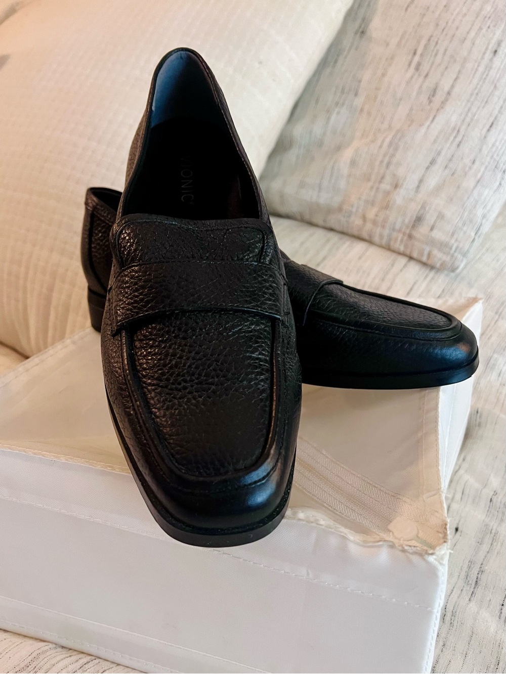 Vionic Black Pebble Leather Women's Penny Loafers